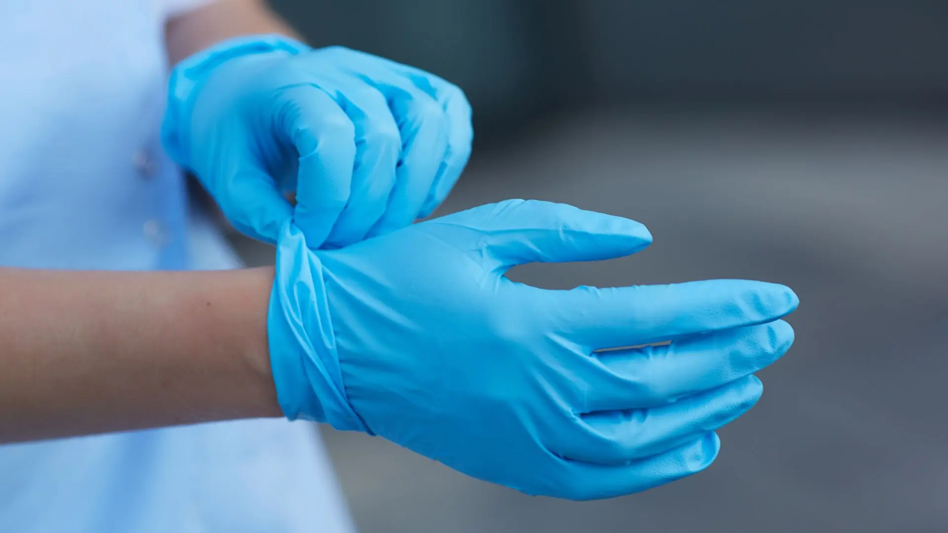 Mănuși din latex medical Rilong: Protecție esențială pentru profesioniștii din domeniul sănătății