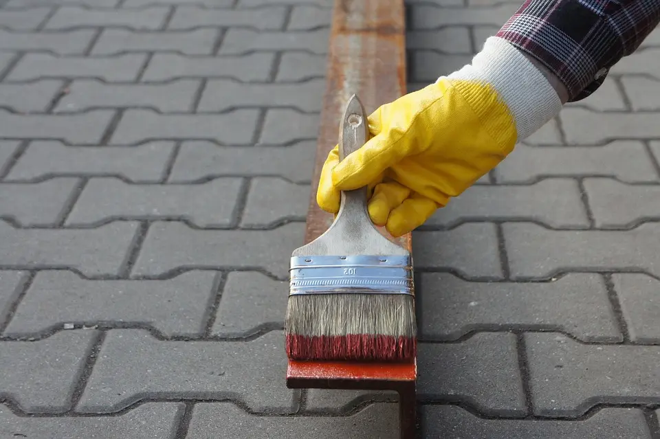 Rilong: Decodifica dello Scudo: Un Approfondimento sullo Standard EN 388 per Guanti da Lavoro
